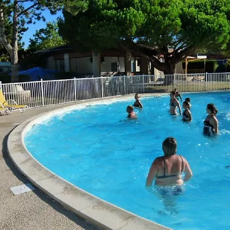 Campsite Vacancesocamping Nauzan Plage